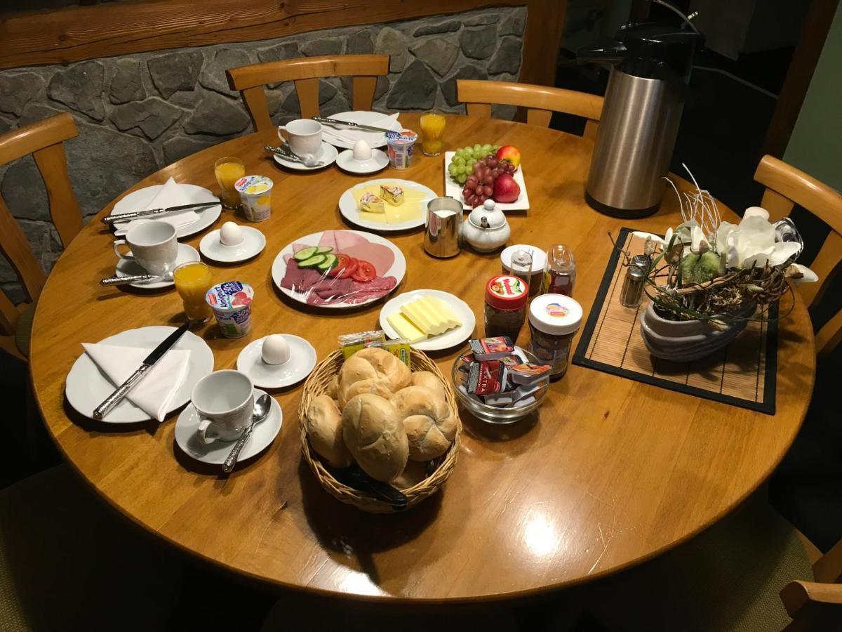 Pension Gasthaus Zur Forelle Seeburg  Bagian luar foto